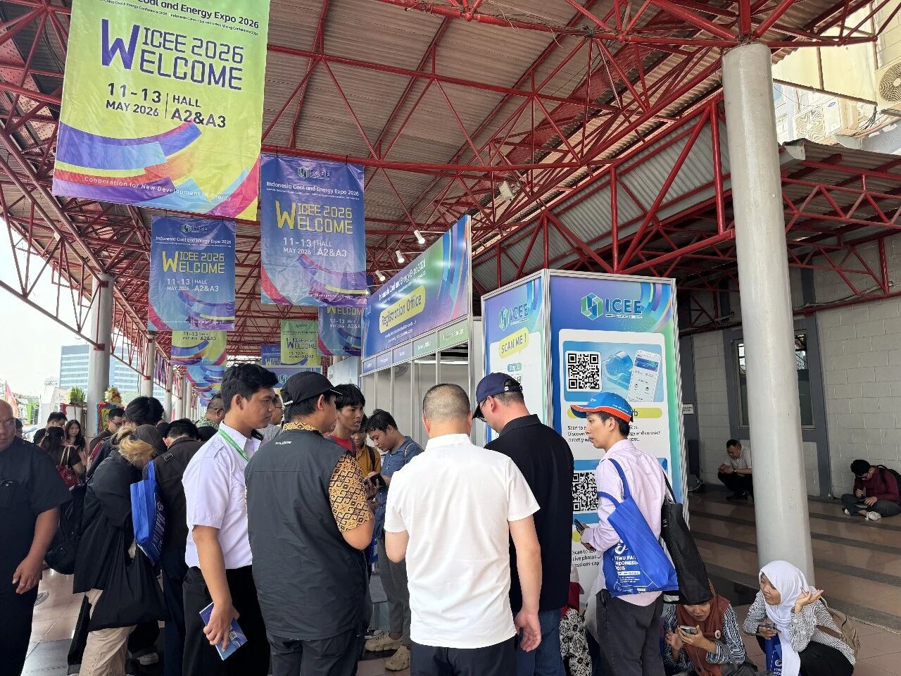 ICEE2026次日现场直击｜绿色矿山大会启幕 现场洽谈热度拉满